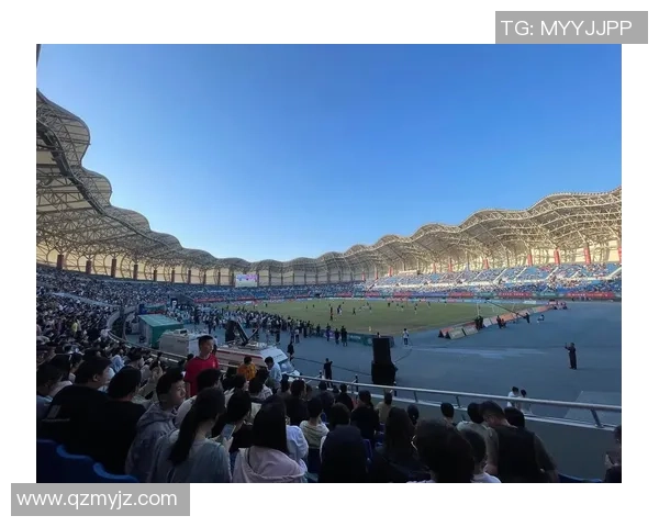 香港足球明星的足迹探寻:他们在香港的热爱与成就之地 香港足球明星的足迹探寻:他们在香港的热爱与成就之地